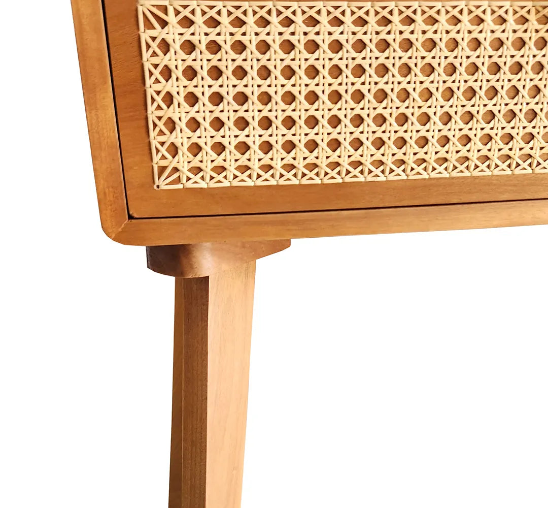 Aparador De Madeira Maciça Teresópolis Com Puxadores Arredondados