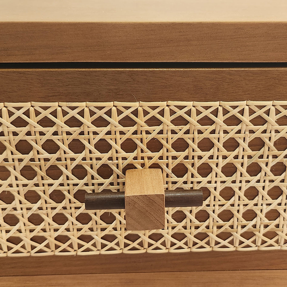 Aparador De Madeira Maciça Teresópolis Gavetas Em Palhinha E Puxadores Em Madeira