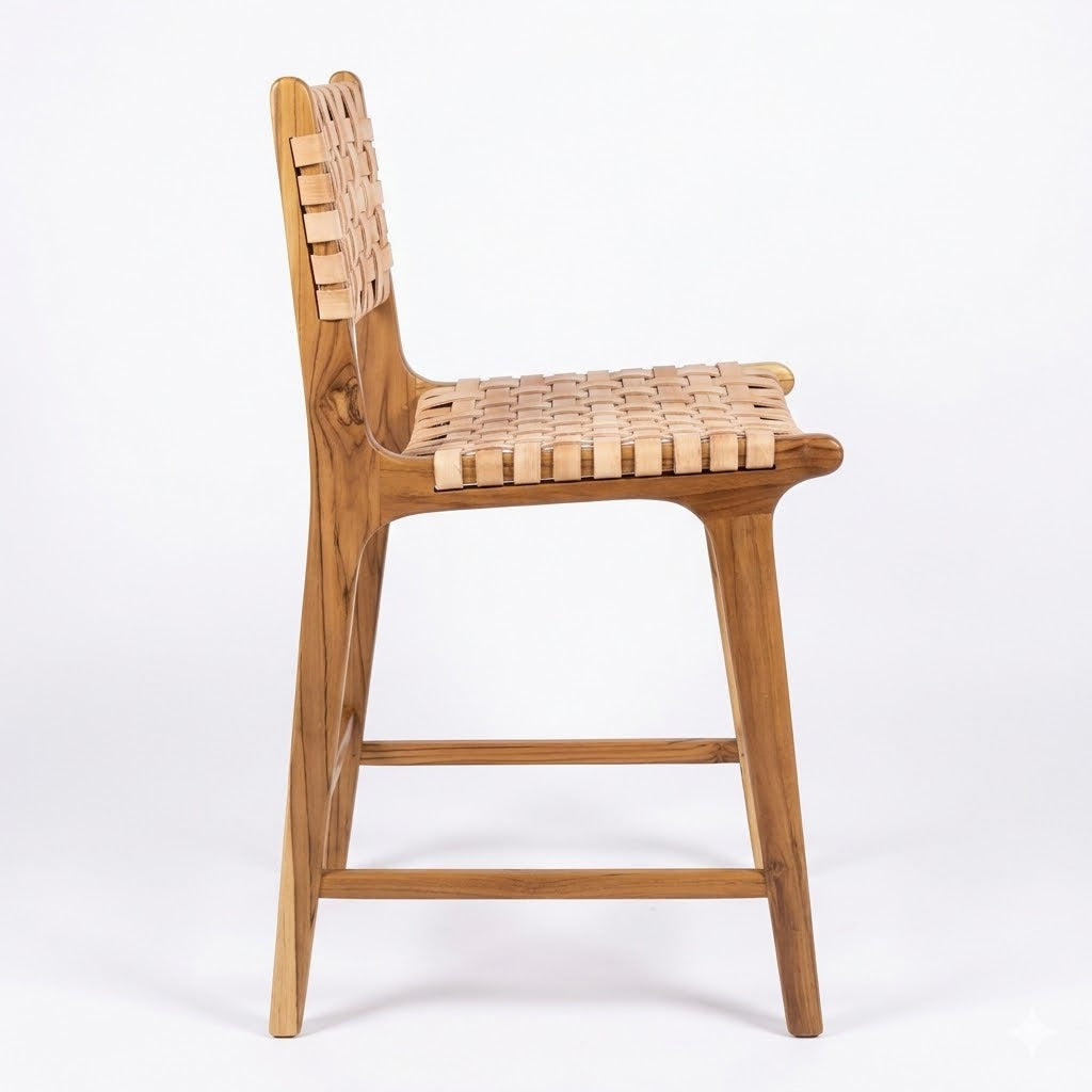 Banqueta Alta Albatroz em Couro Cru Trançado à Mão