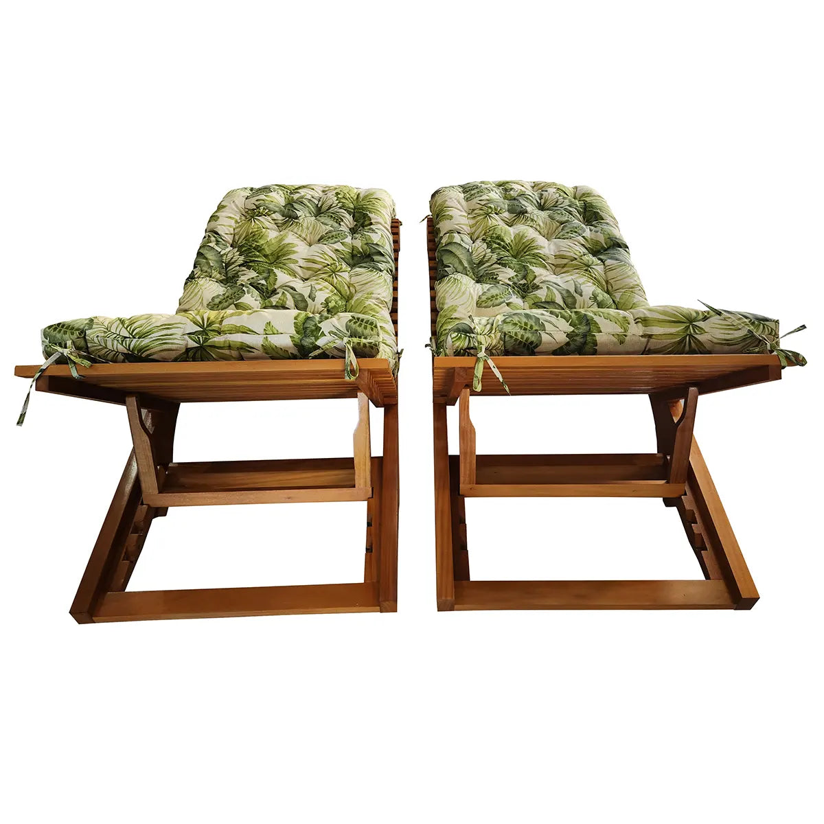 Conjunto Espreguiçadeira De Madeira Maciça Penedo Com Futons Inclusos