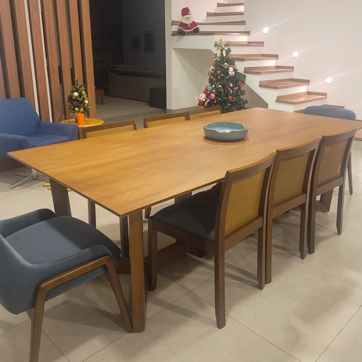 Mesa De Jantar Retangular De Madeira Maciça Campinas Tampo Chanfrado