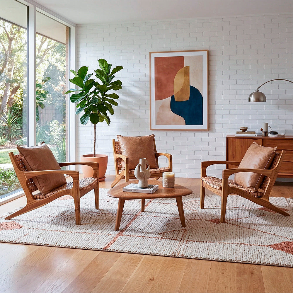 Conjunto 02 unidades de Poltrona de Madeira Teka em Couro Cru Solar com almofada