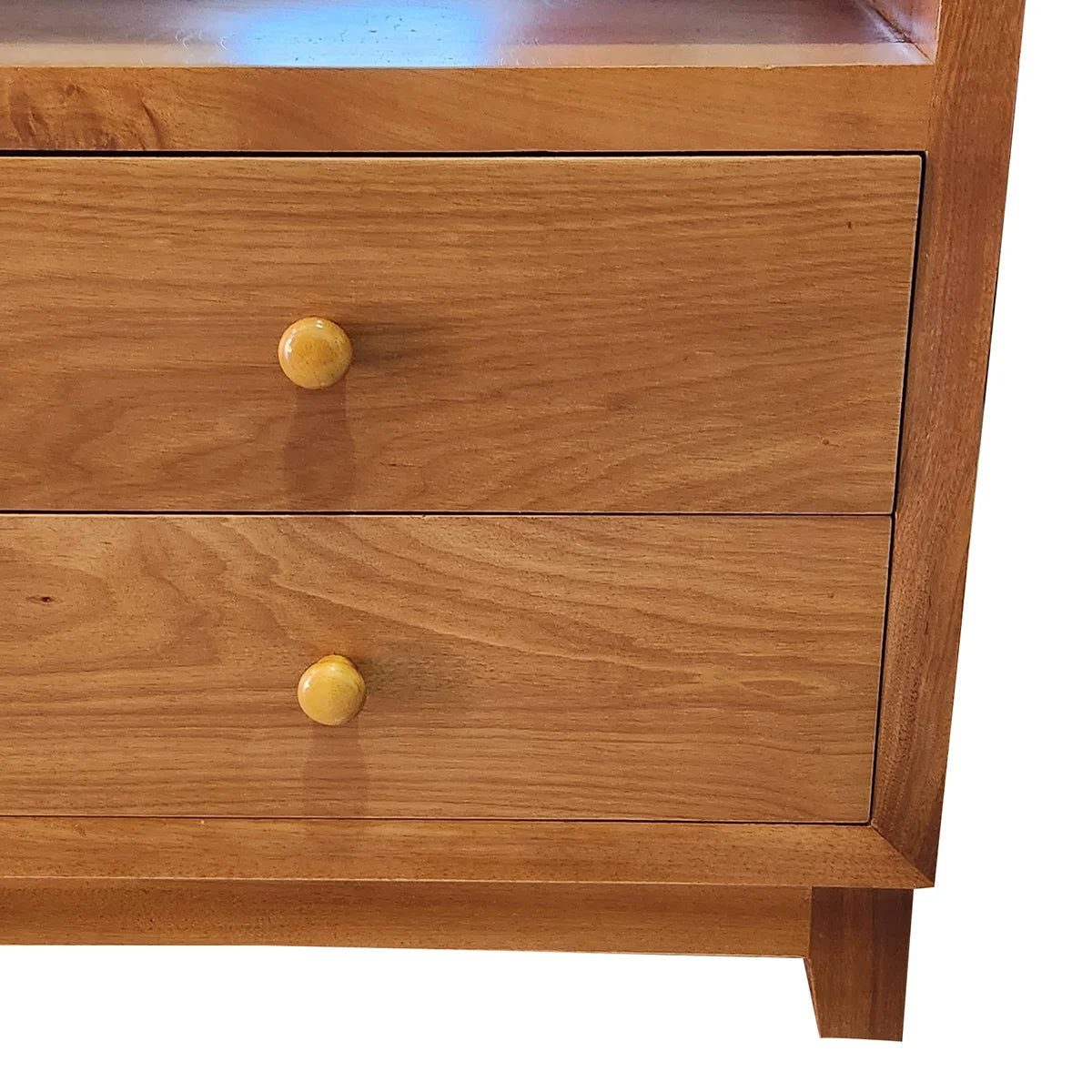 Rack de Madeira Maciça Ipiranga Com Portas de Correr Em Palhinha Indiana Duas Gavetas E Nicho