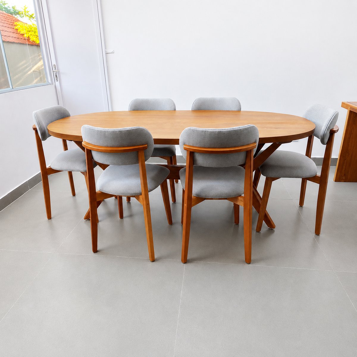 Mesa de Jantar De Madeira Maciça Demolição Com Tampo Oval Praia do Forte