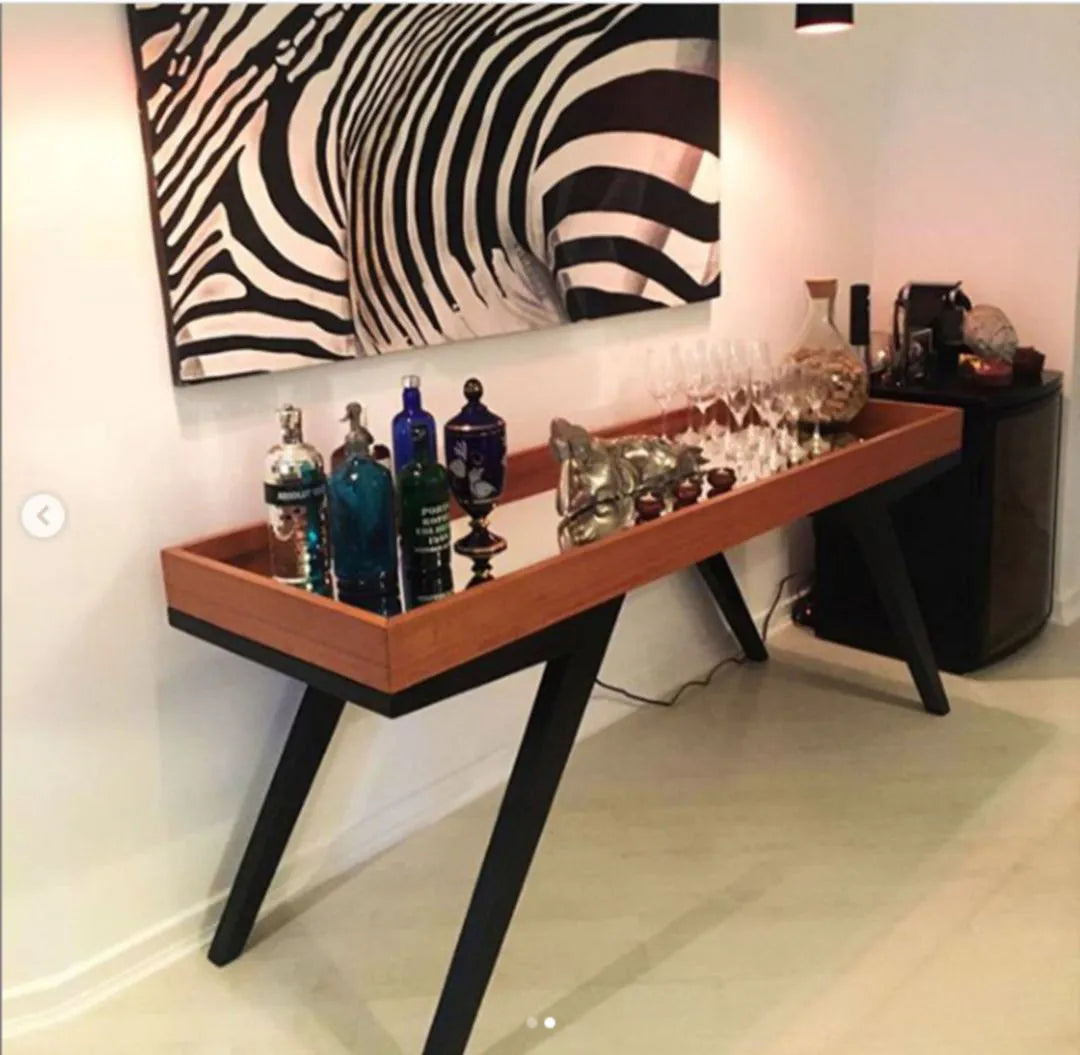 Aparador de Madeira Maciça Demolição Serro Com Fundo Espelhado - Marcenaria Bicho do Mato