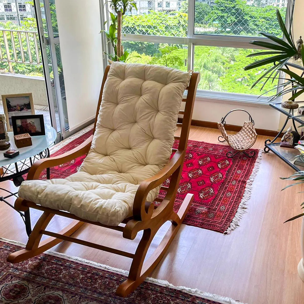 Cadeira De Balanço De Madeira Maciça Demolição Mineira Com Futon