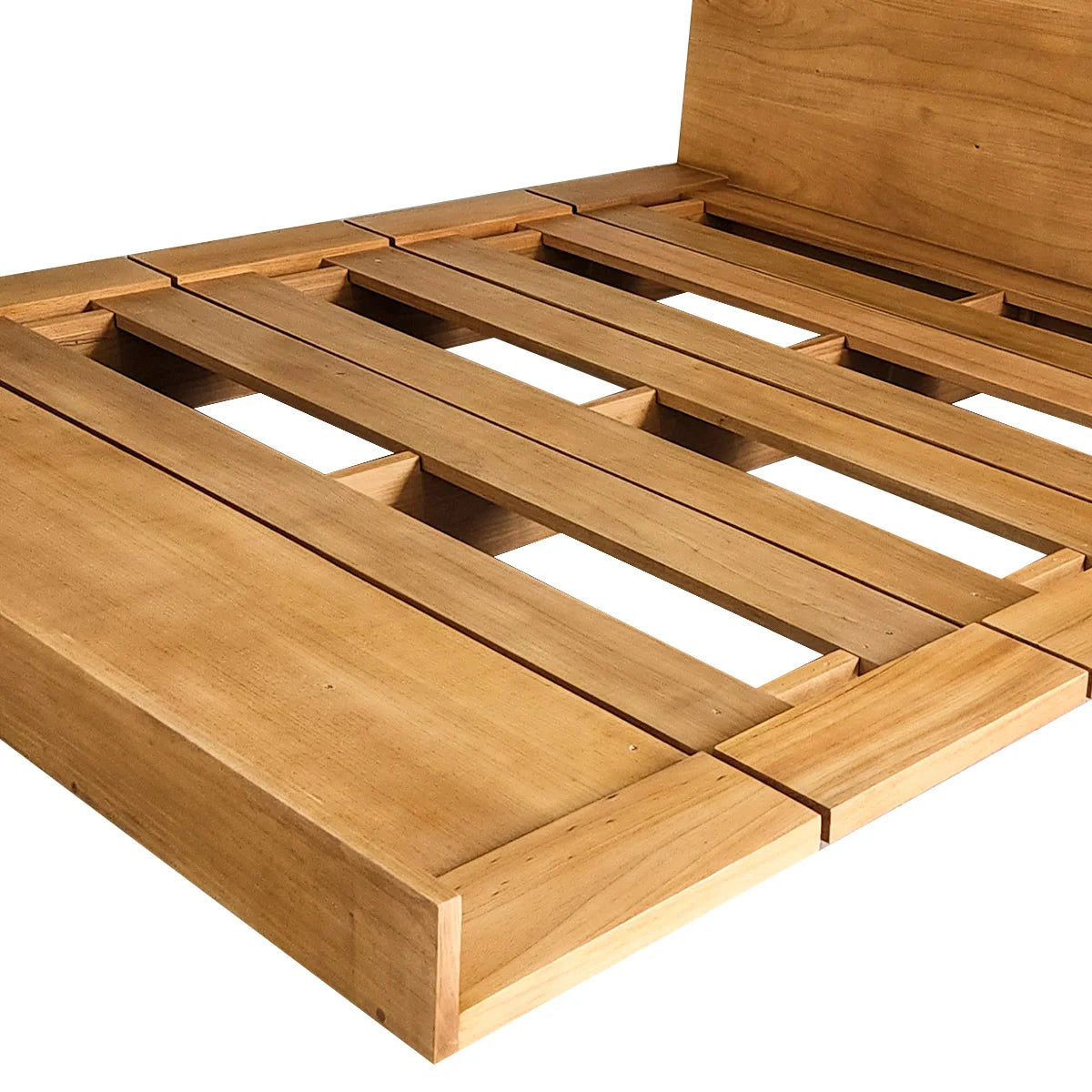 Cama De Madeira Maciça Demolição Bella