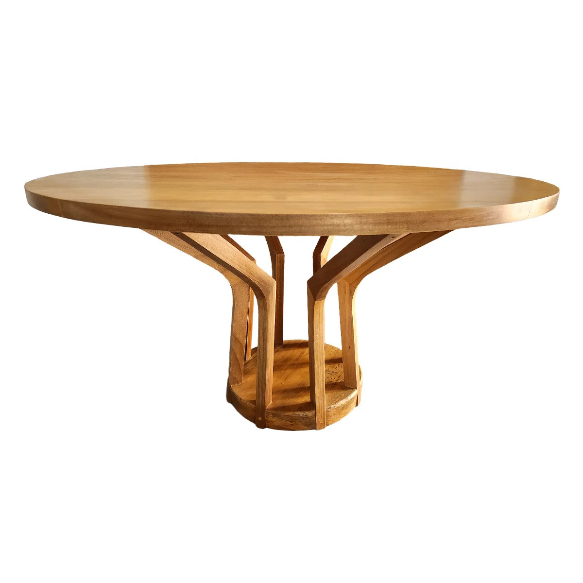 Mesa De Jantar Redonda Demolição Jambo Com Pés Trabalhados - Marcenaria Bicho do Mato