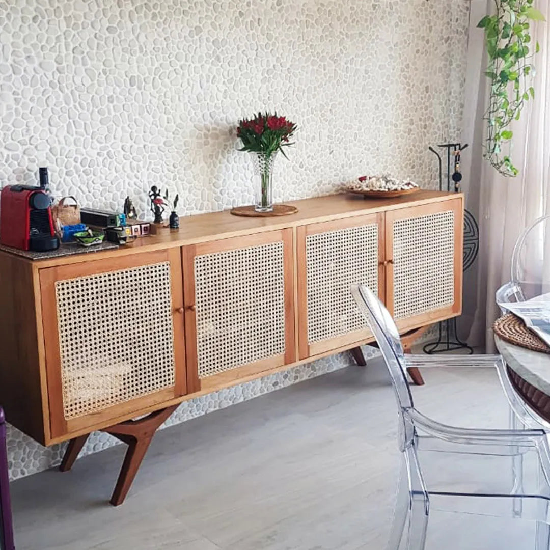 Rack De Madeira Maciça Demolição Alvorada Com 03; 04 ou 05 Portas Em Palhinha Natural Indiana - Marcenaria Bicho do Mato