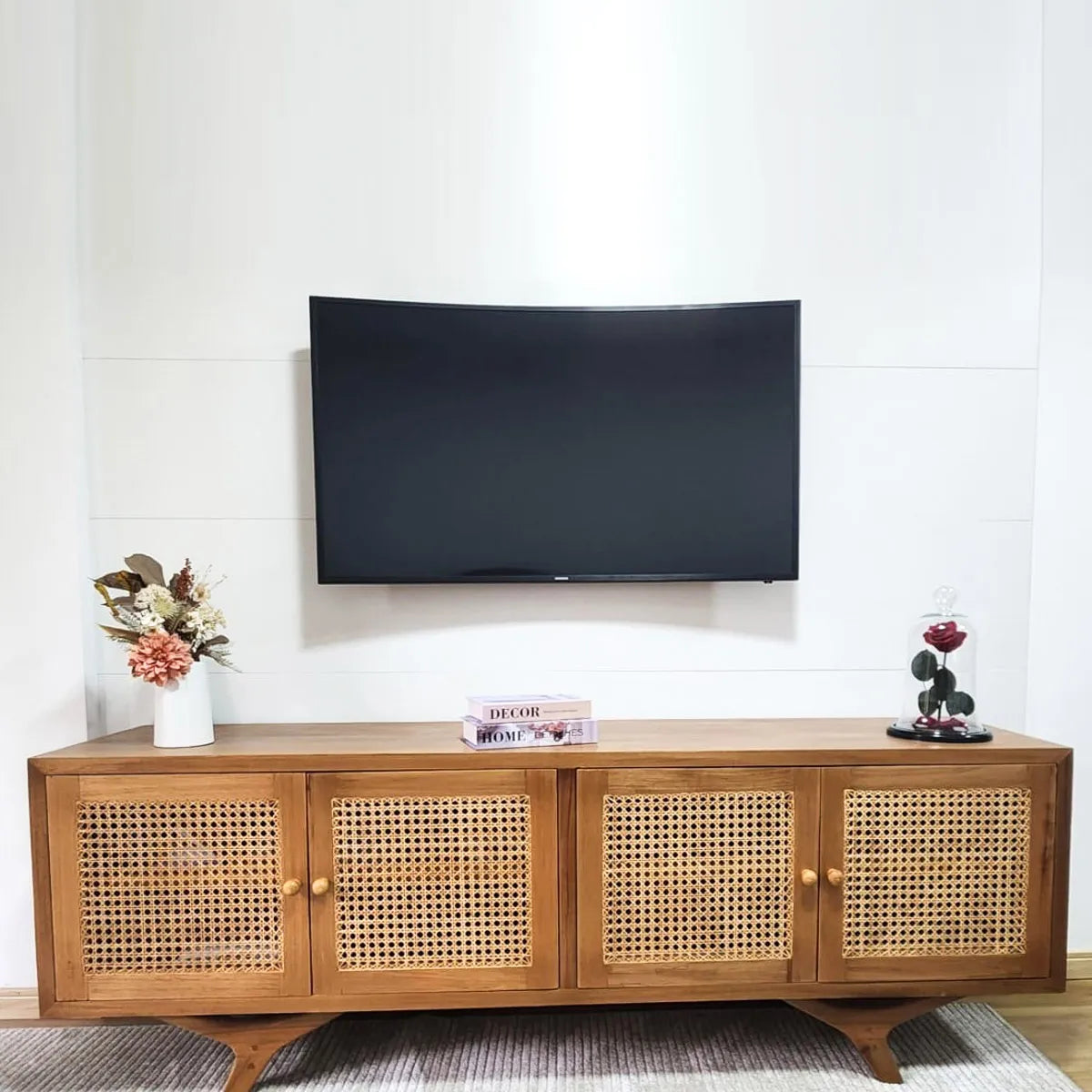 Rack De Madeira Maciça Demolição Alvorada Com 03; 04 ou 05 Portas Em Palhinha Natural Indiana - Marcenaria Bicho do Mato