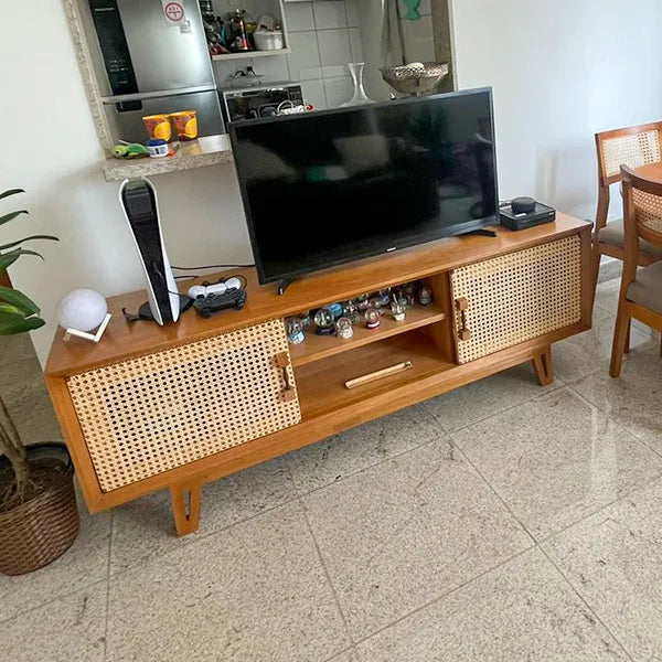 Rack de Madeira Maciça Demolição Perdizes Com Duas Portas de Correr Em Palhinha Natural Indiana