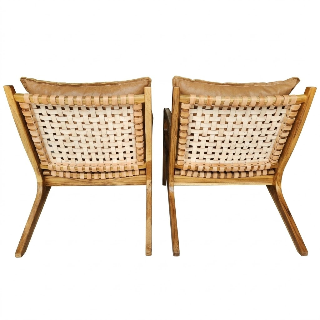 Conjunto 02 unidades de Poltrona de Madeira Teka em Couro Cru Encanto com almofada