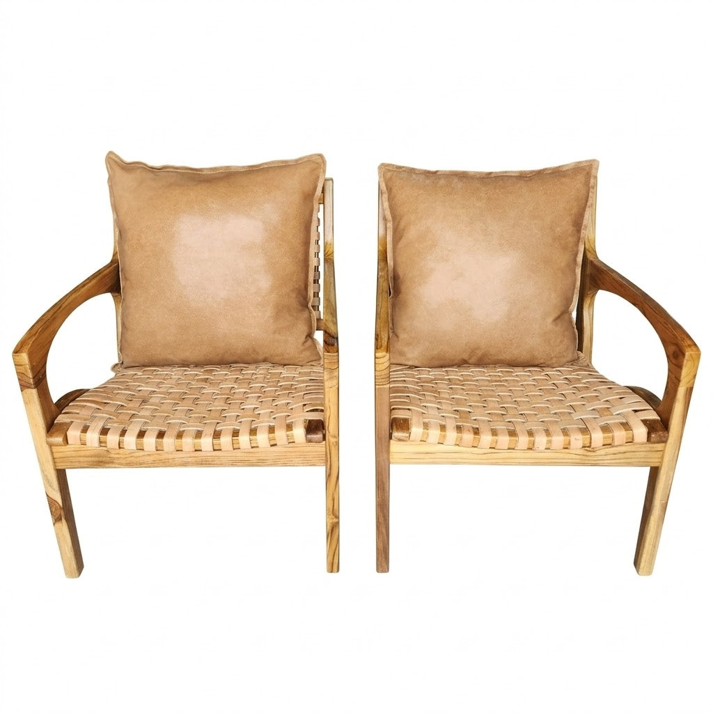 Conjunto 02 unidades de Poltrona de Madeira Teka em Couro Cru Encanto com almofada