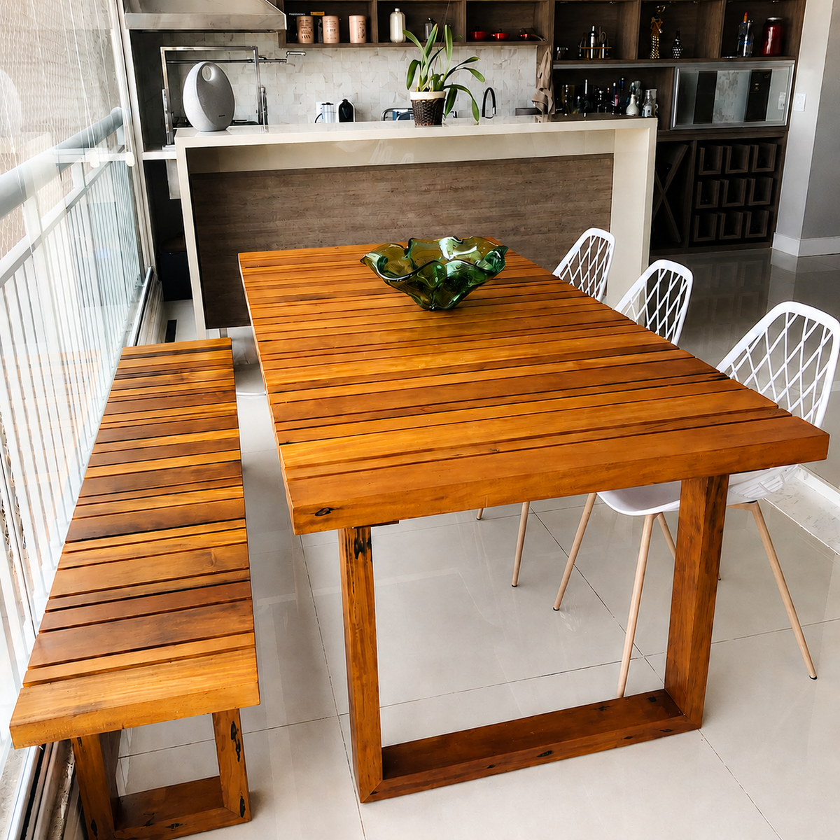 Conjunto De Mesa De Jantar E Um Banco De Madeira Maciça Demolição Geribá